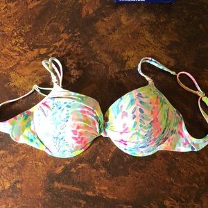 Catch the wave bikini top